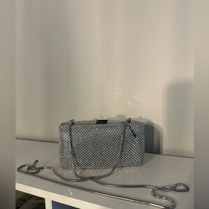 NWT Sondra Robert’s Elegant Silver Clutch Bag